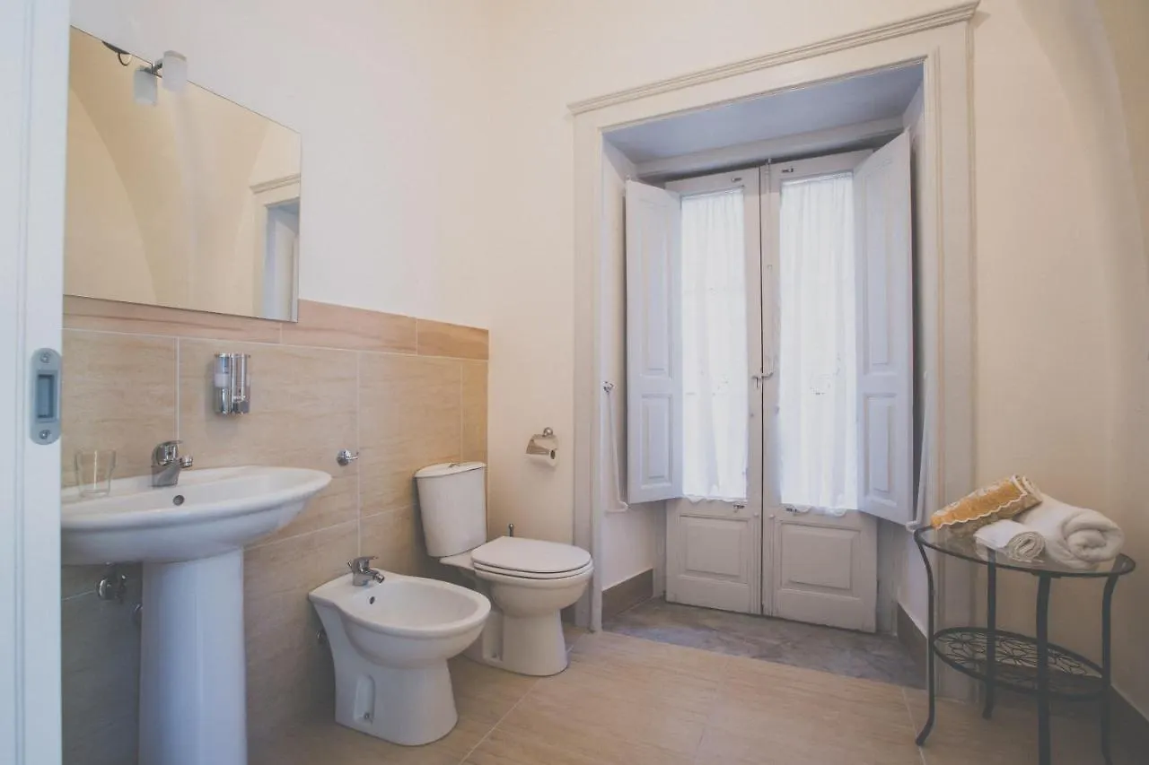 Palazzo Speciale B&B CTA Bed & Breakfast